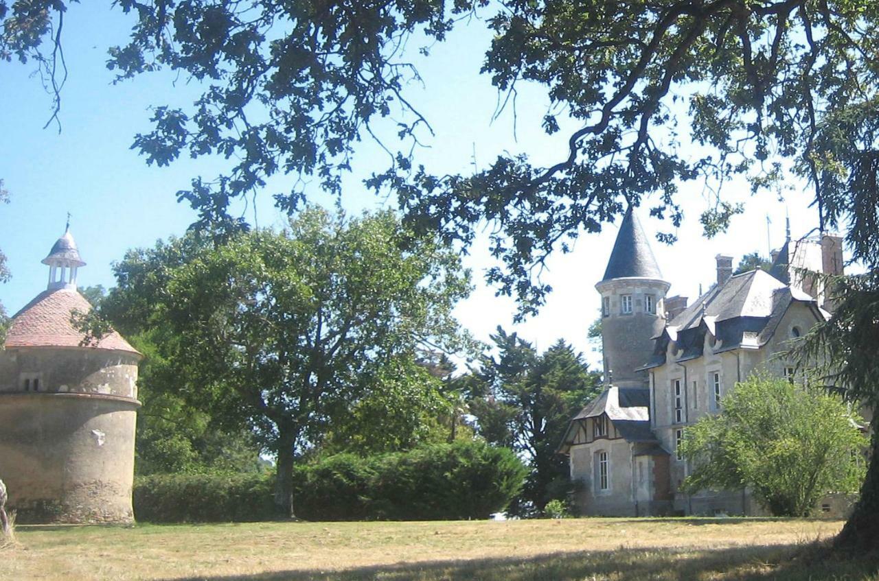 Moutiers-sur-le-Lay Chateau Breduriere المظهر الخارجي الصورة